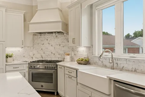 $675,000 | 6121 A Louisiana Avenue, Nashville, TN 37209