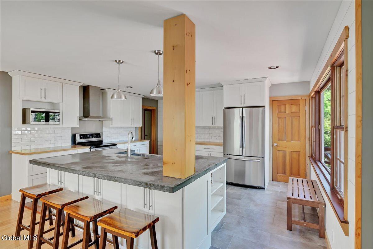 2307 Pine Ridge Road Niskayuna, NY 12309 - Photo 5 of 65 22-2307 Pine Ridge Rd-26
