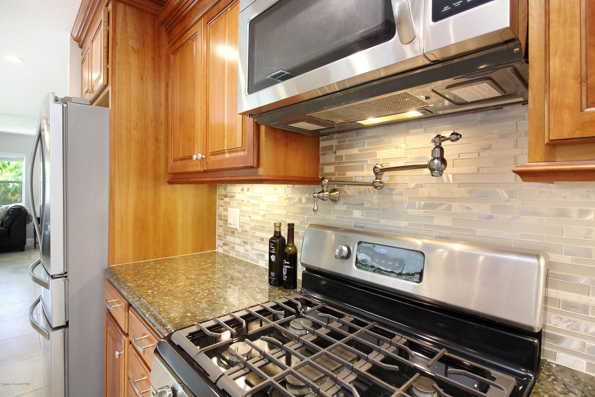 469 Winchester Road Satellite Beach, FL 32937 - Photo 14 of 40 Gas Range and Pot Filler