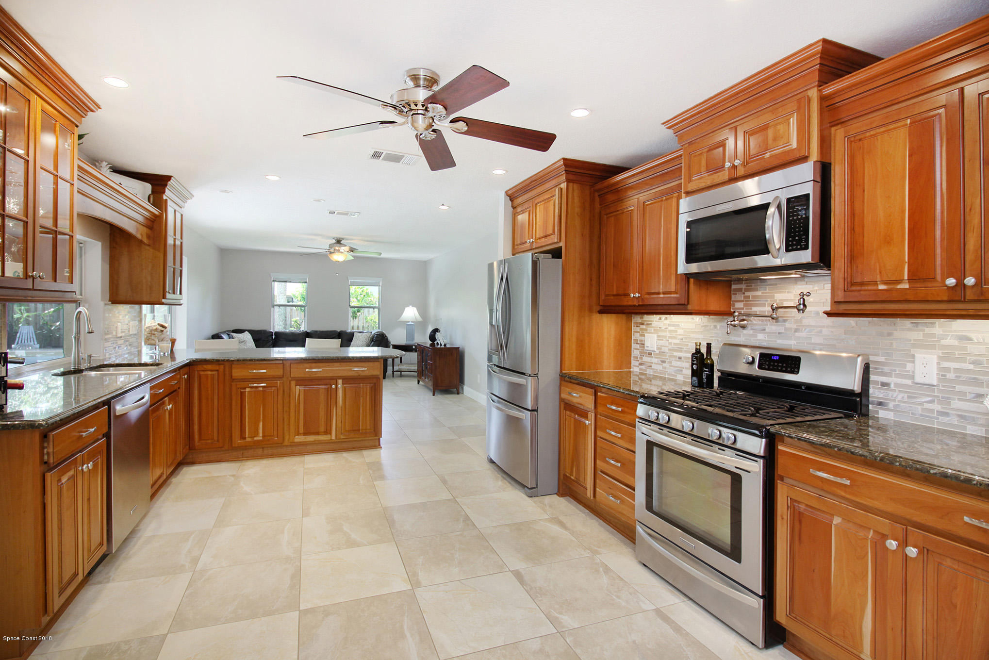 469 Winchester Road Satellite Beach, FL 32937 - Photo 9 of 40 Beautiful Custom Cabinets