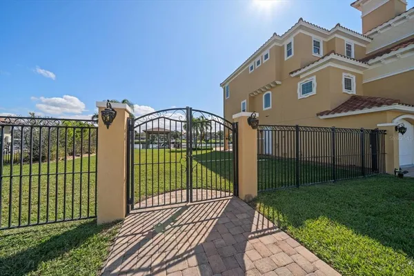$3,799,999 | 211 Poinciana Lane, Largo, FL 33770