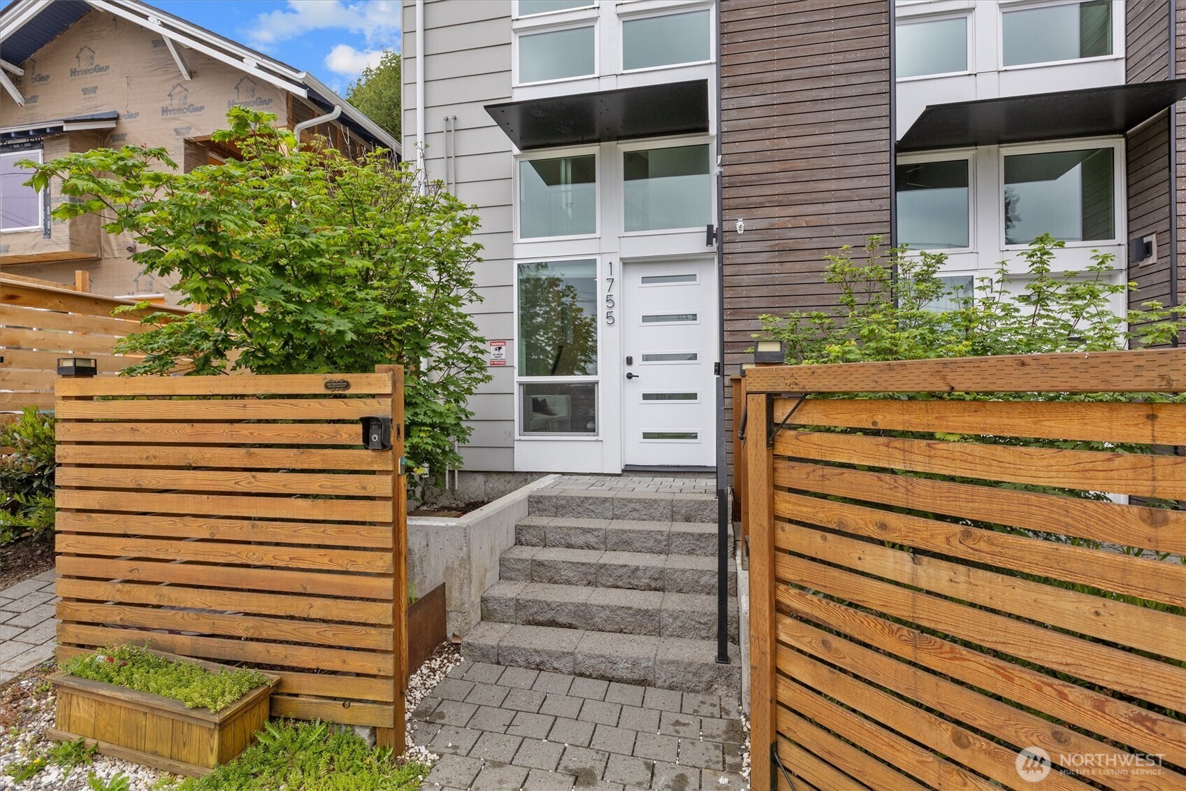 1755 17th Avenue South Seattle, WA 98144 - Photo 4 of 30