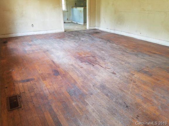 330 Jake Long Road Gastonia, NC 28052 - Photo 3 of 8 Gallery Image 3