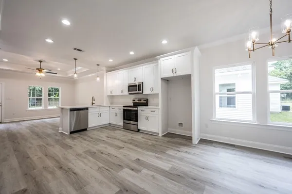 $1,800 | 4430 Canal Street, Slidell, LA 70461