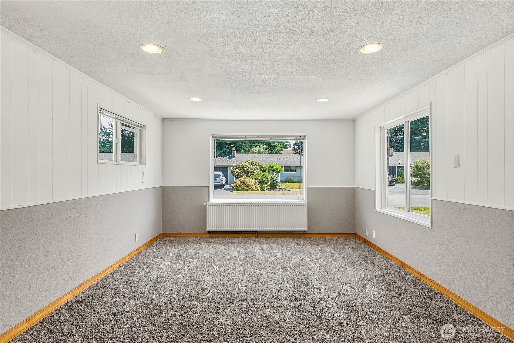 20818 77th Place West Edmonds, WA 98026 - Photo 16 of 39