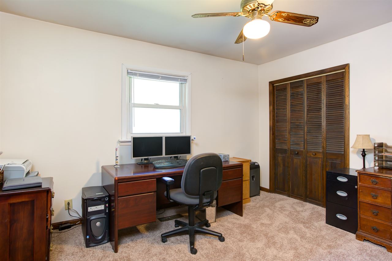 9609 Fischer Road Evansville, IN 47720 - Photo 20 of 36 Gallery Image 20