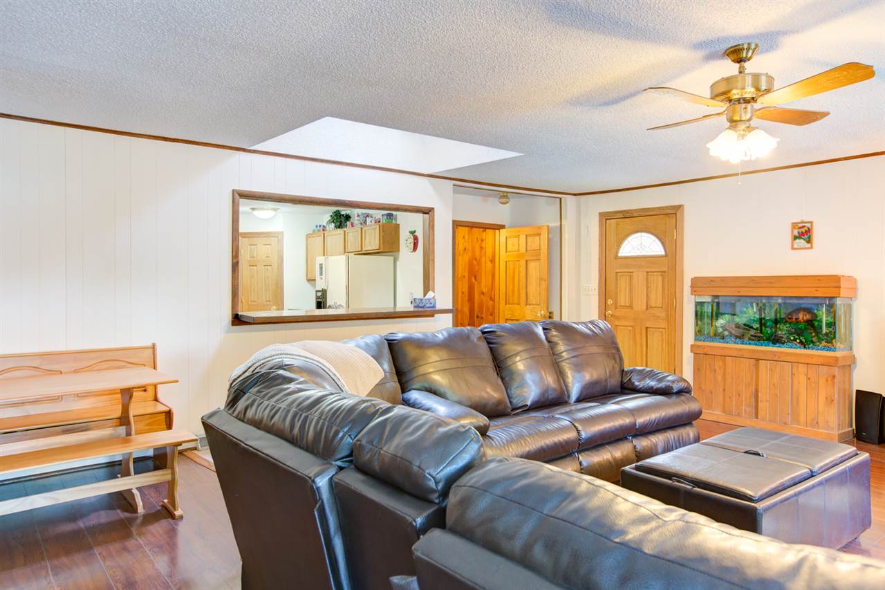 9609 Fischer Road Evansville, IN 47720 - Photo 8 of 36 Gallery Image 8