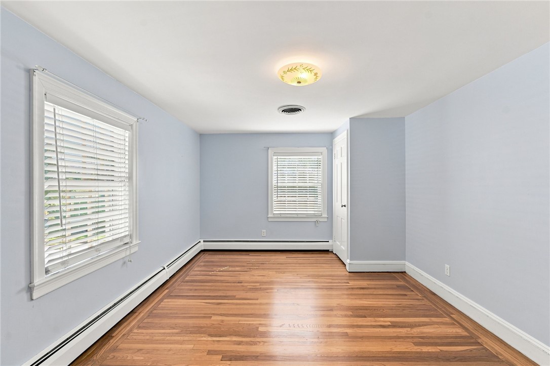 77 Ausdale Road Cranston, RI 02910 - Photo 29 of 44 Gallery Image 29