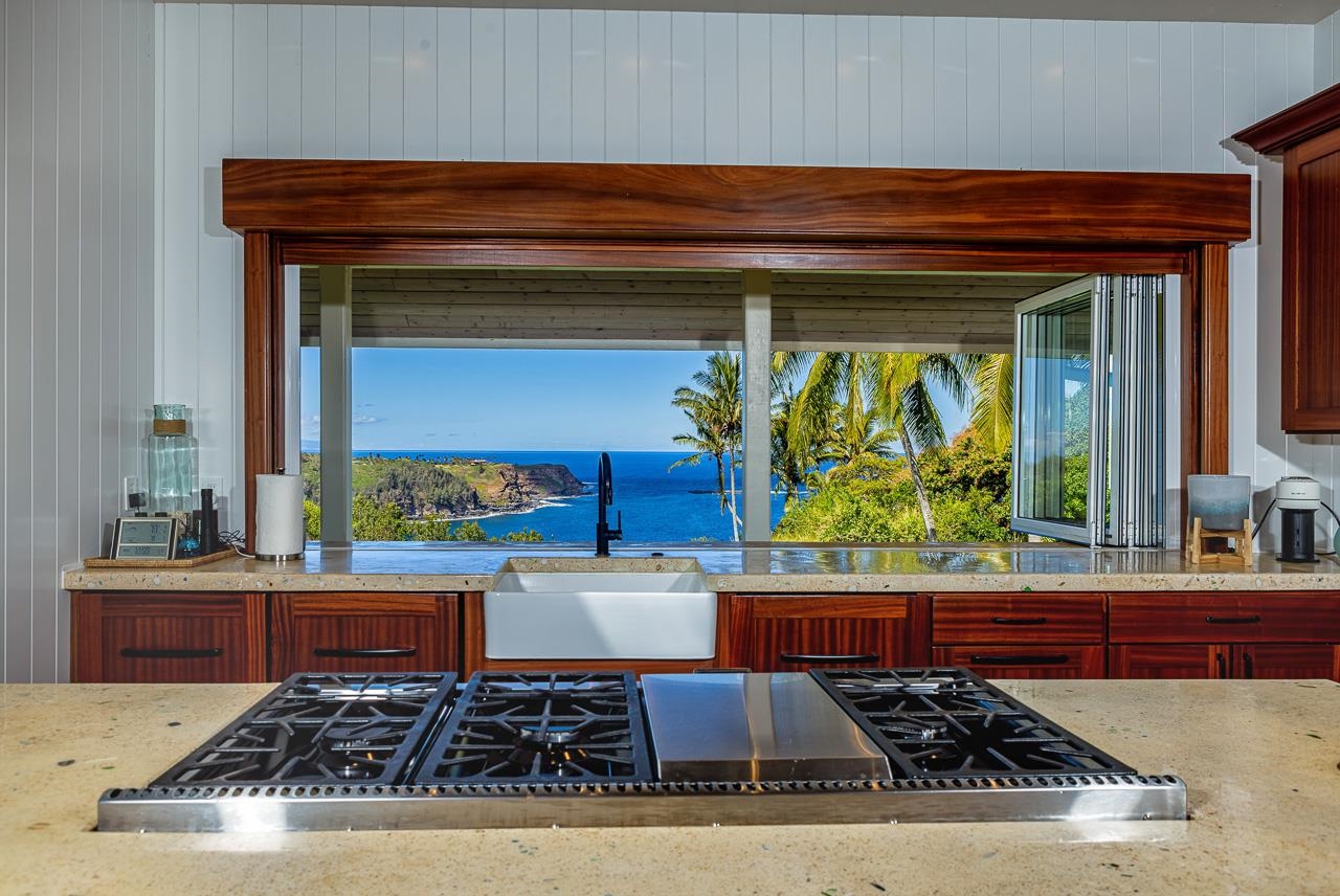 555 North Holokai Road Haiku, HI 96708 - Photo 10 of 50 Breathtaking views from the apron sink