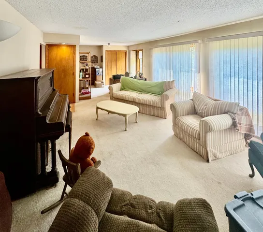 $225,000 | 1831 Highway 11, Baudette, MN 56623