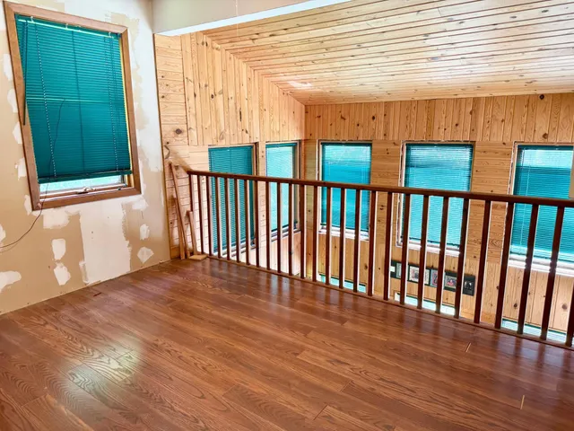 $225,000 | 1831 Highway 11, Baudette, MN 56623