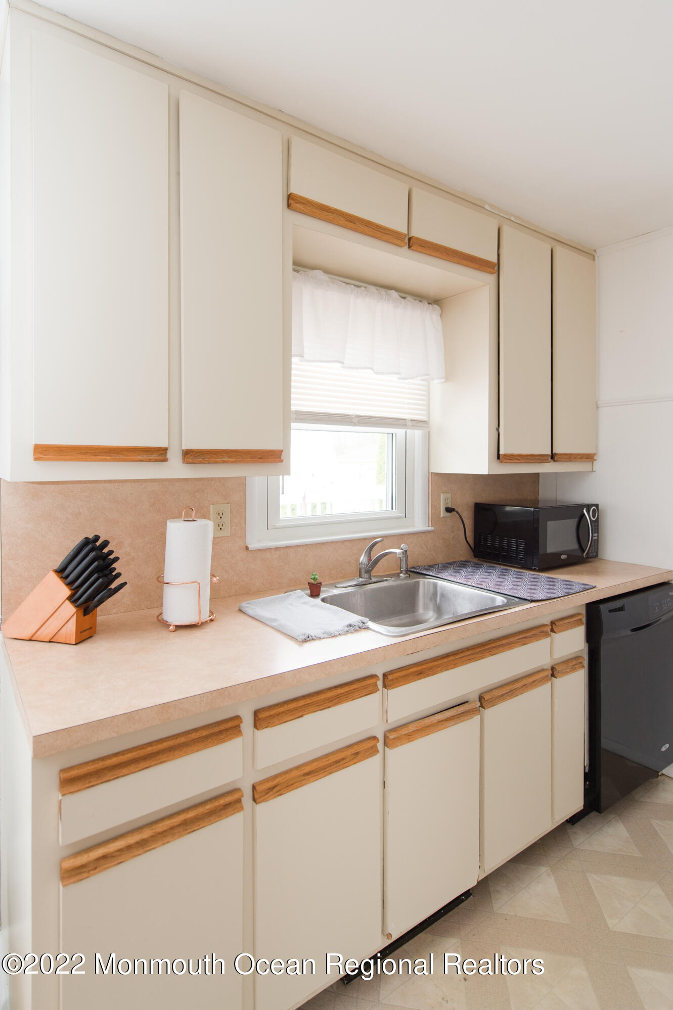 750 Hardean Road Brick, NJ 08724 - Photo 10 of 47 750-hardean-dr-brick-imagery-by-marianne