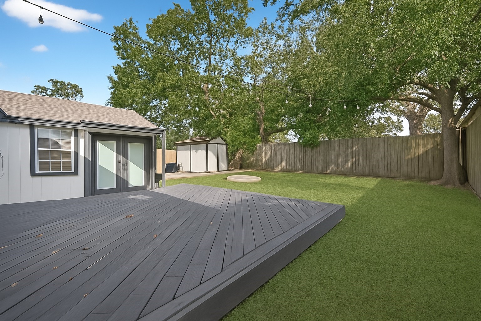 5114 West 43rd Street Houston, TX 77092 - Photo 30 of 31 a view of outdoor space yard and deck