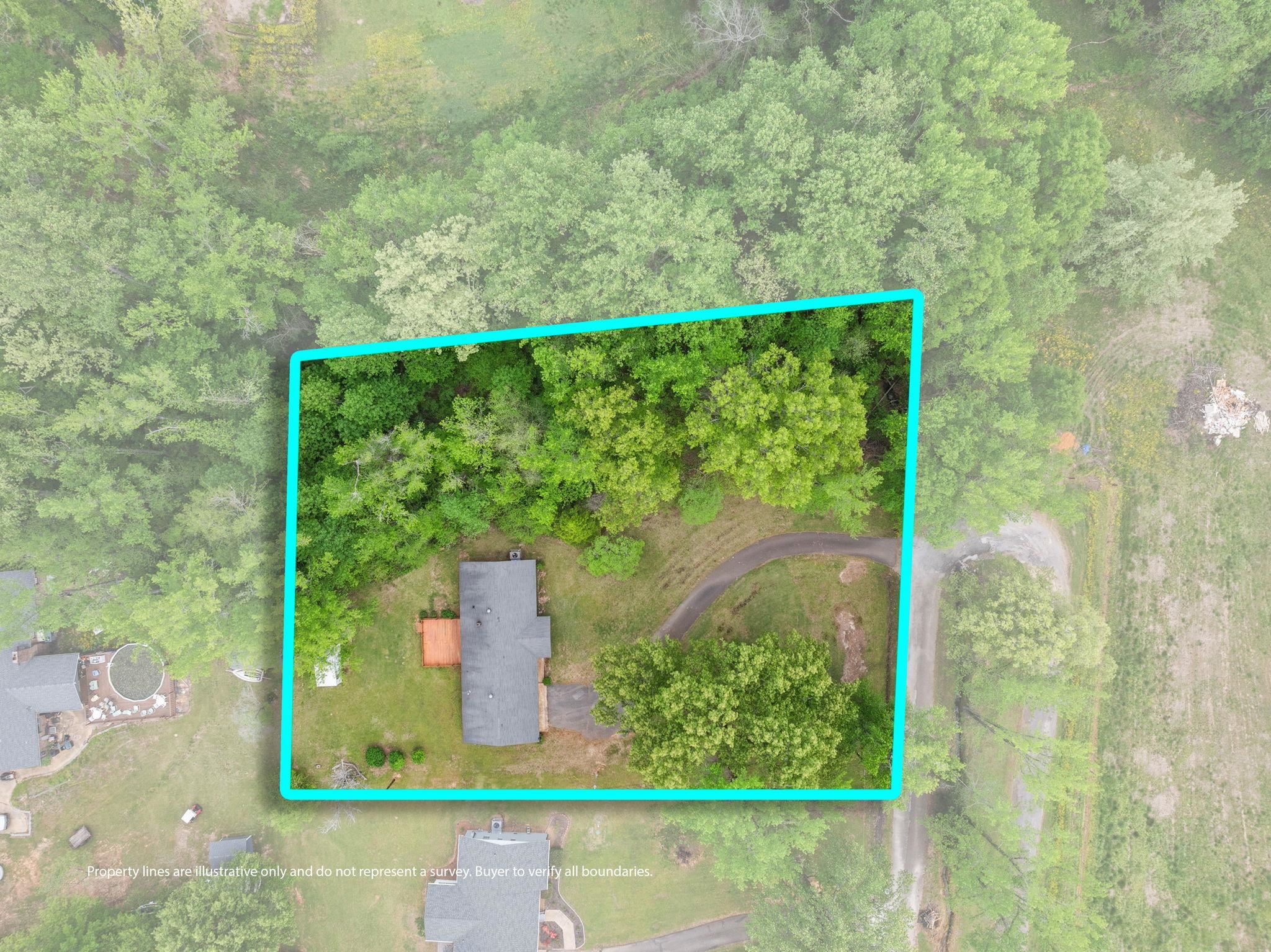 36 County Road 313 Corinth, MS 38834 - Photo 25 of 36 a view of a back yard from a balcony