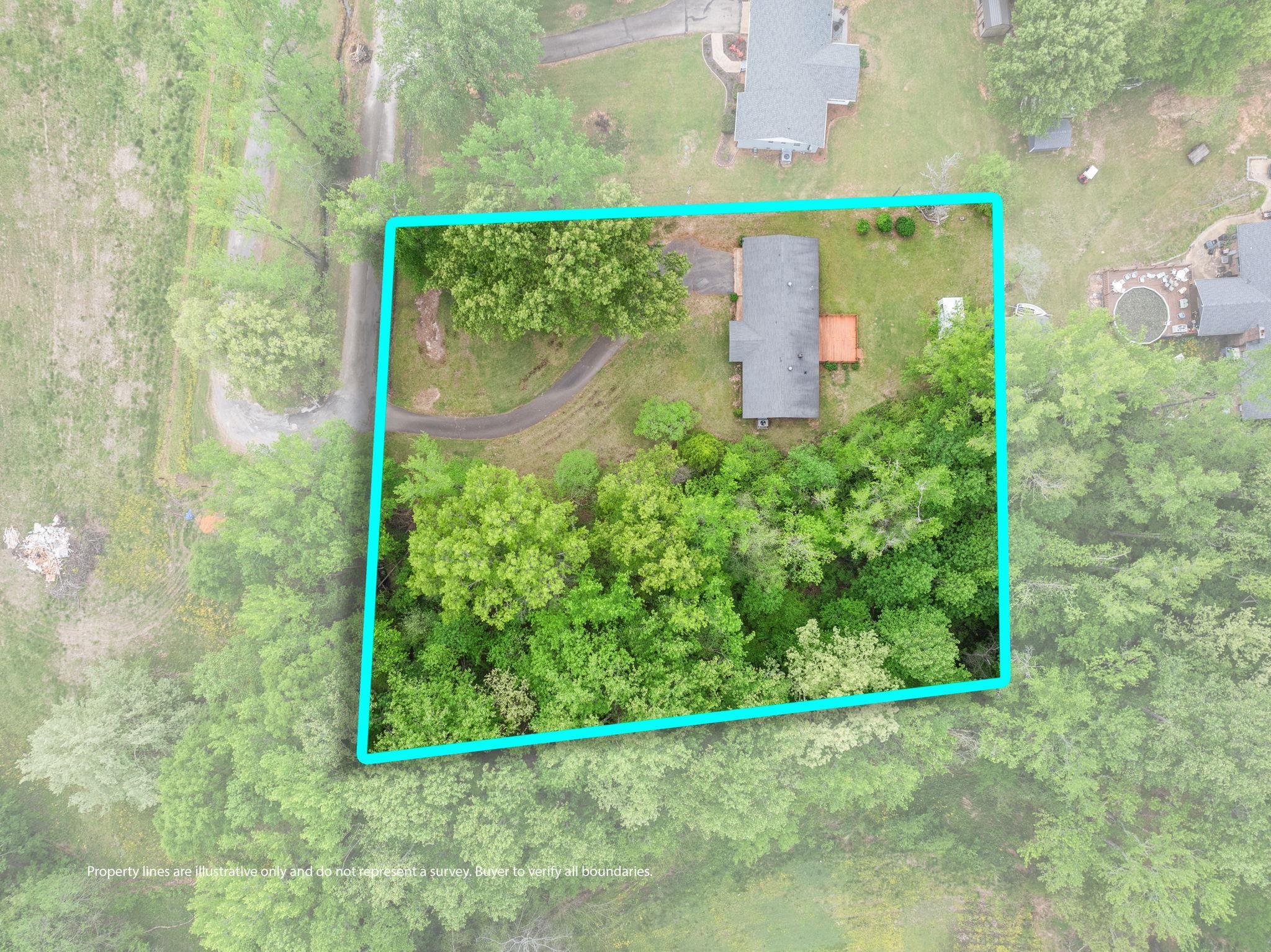 36 County Road 313 Corinth, MS 38834 - Photo 27 of 36 a close up of a wall with a garden