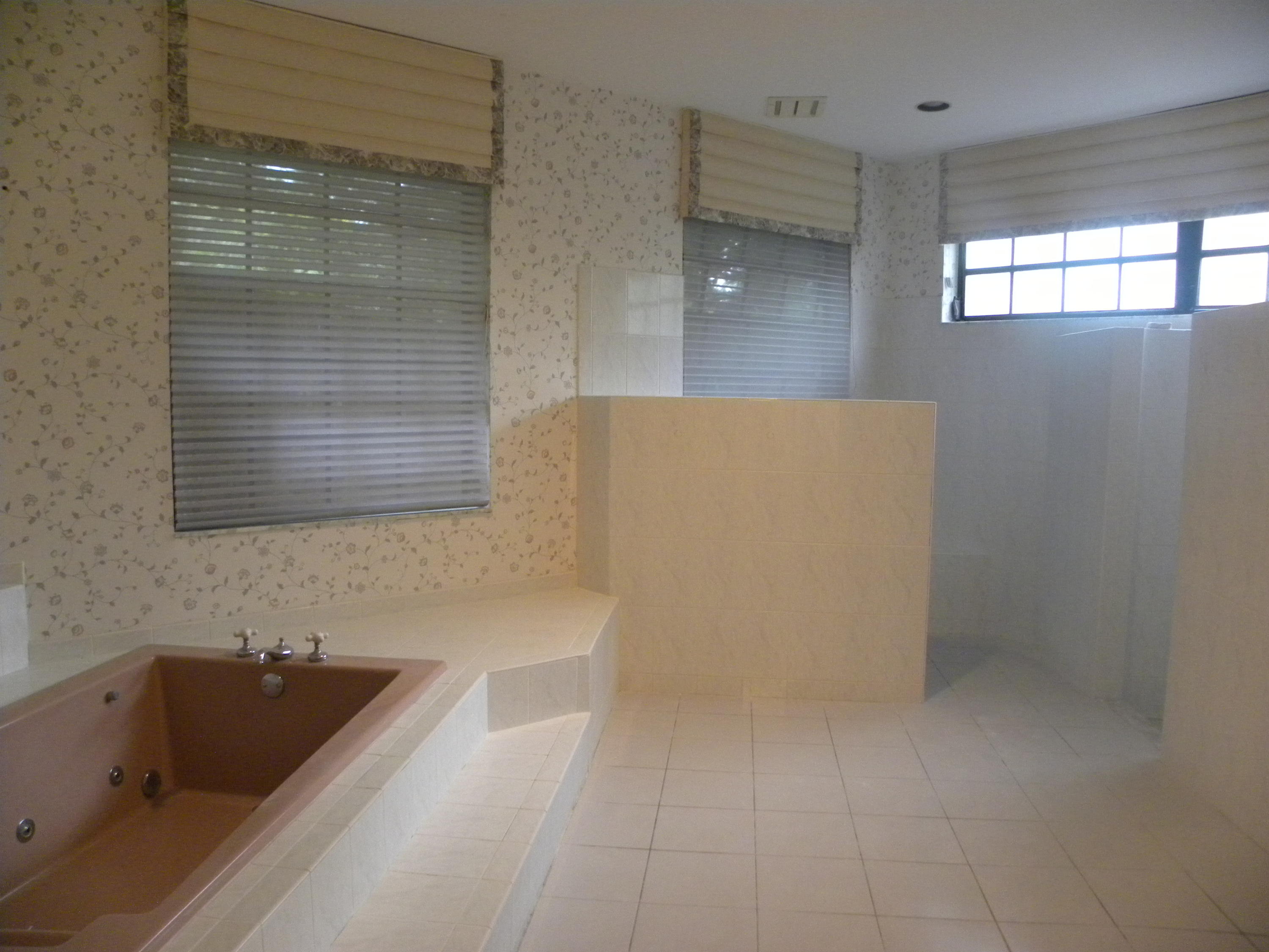 1270 Southwest 21st Lane Boca Raton, FL 33486 - Photo 24 of 47 Master Bathroom