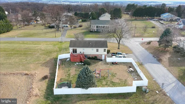 $295,000 | 601 Kittatinny Drive, Chambersburg, PA 17202