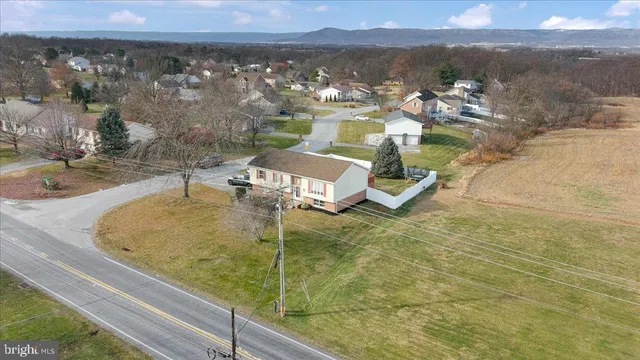 $295,000 | 601 Kittatinny Drive, Chambersburg, PA 17202