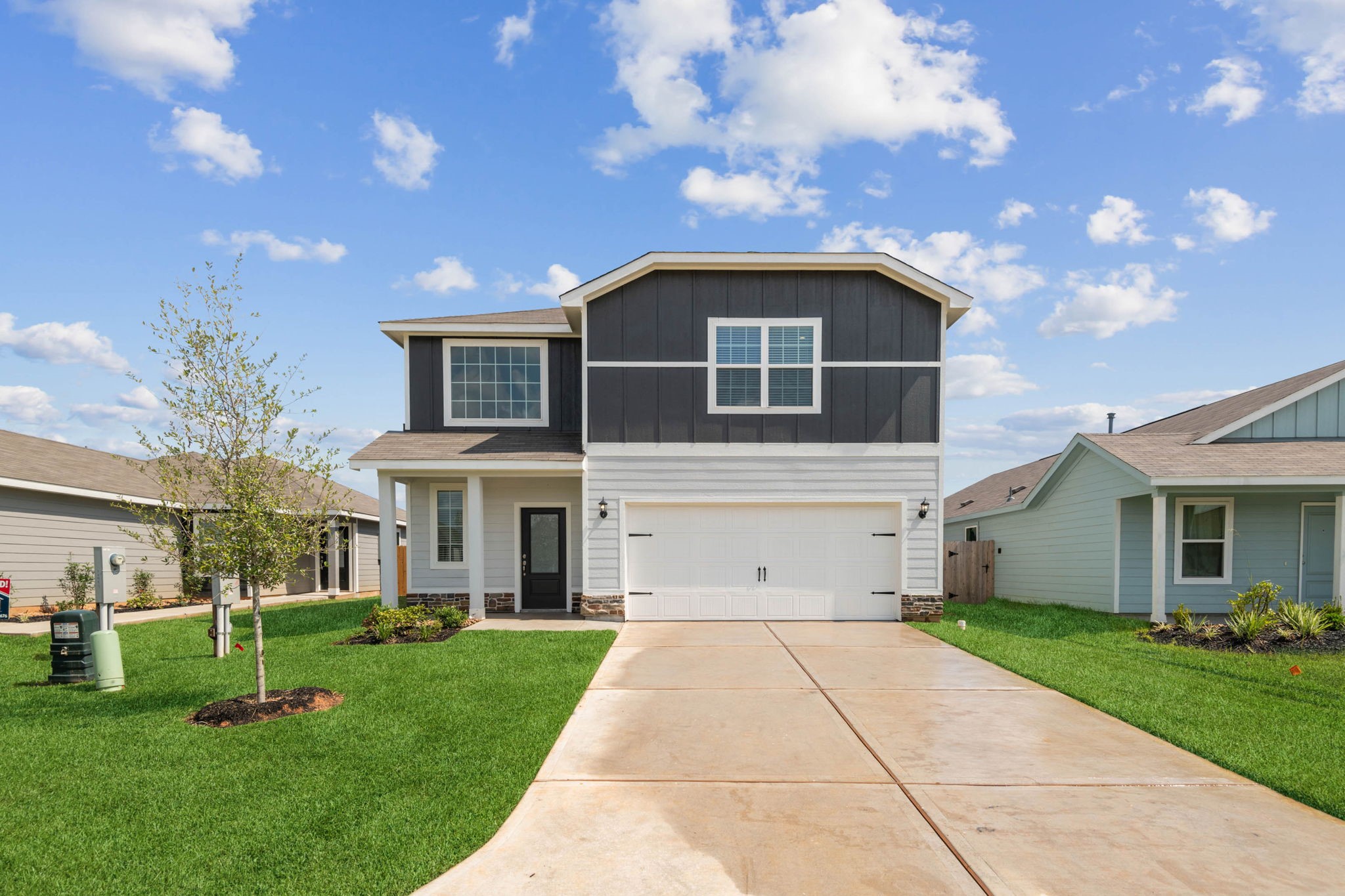 a front view of house with yard