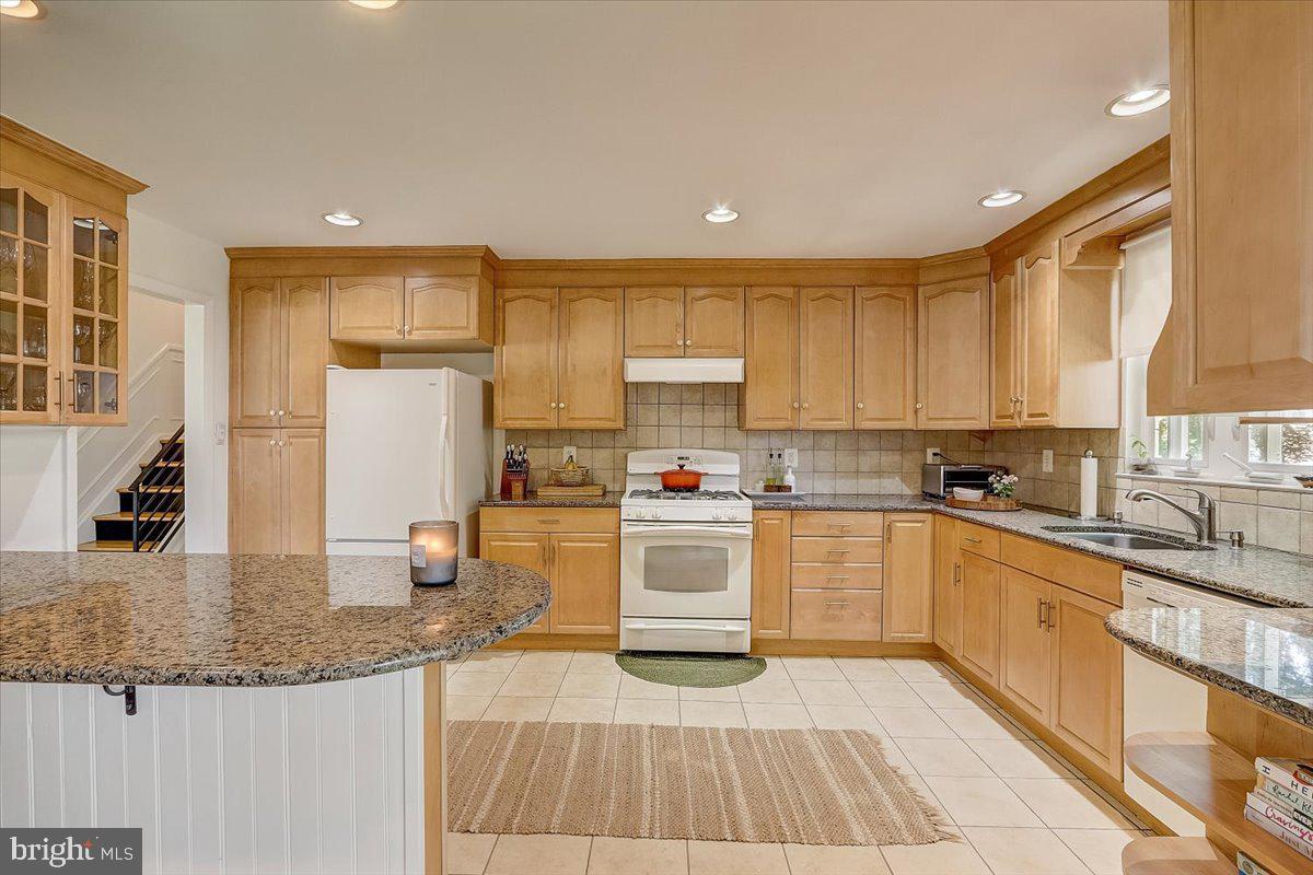 1107 Preston Road Flourtown, PA 19031 - Photo 10 of 33 Kitchen