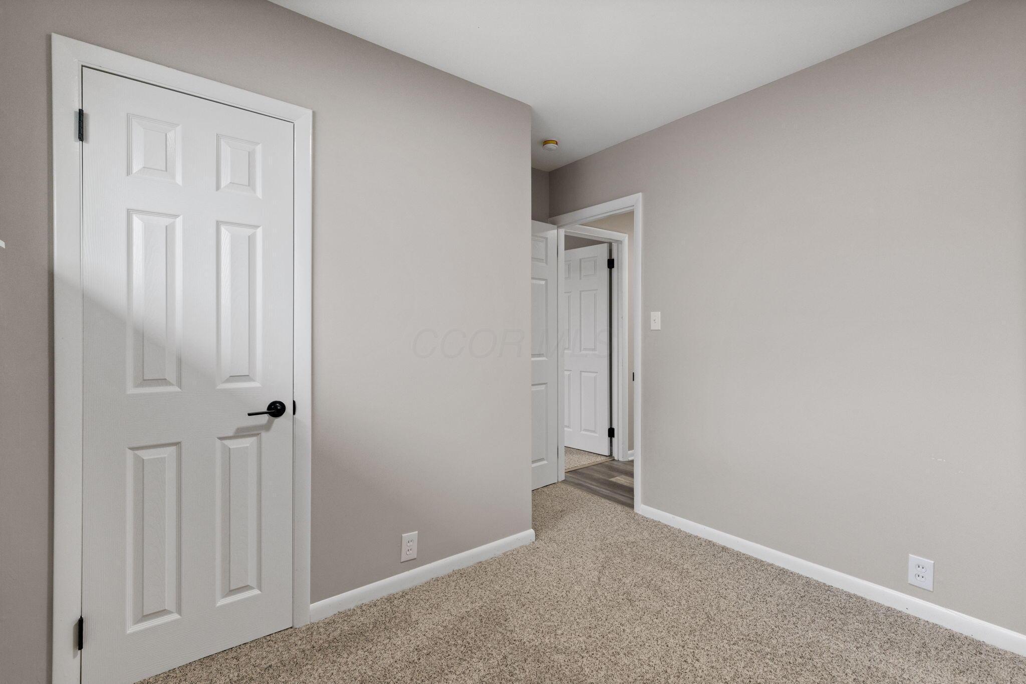 2100 Ferris Road Columbus, OH 43224 - Photo 15 of 19 2025-12-18 2100 Ferris Rd 049