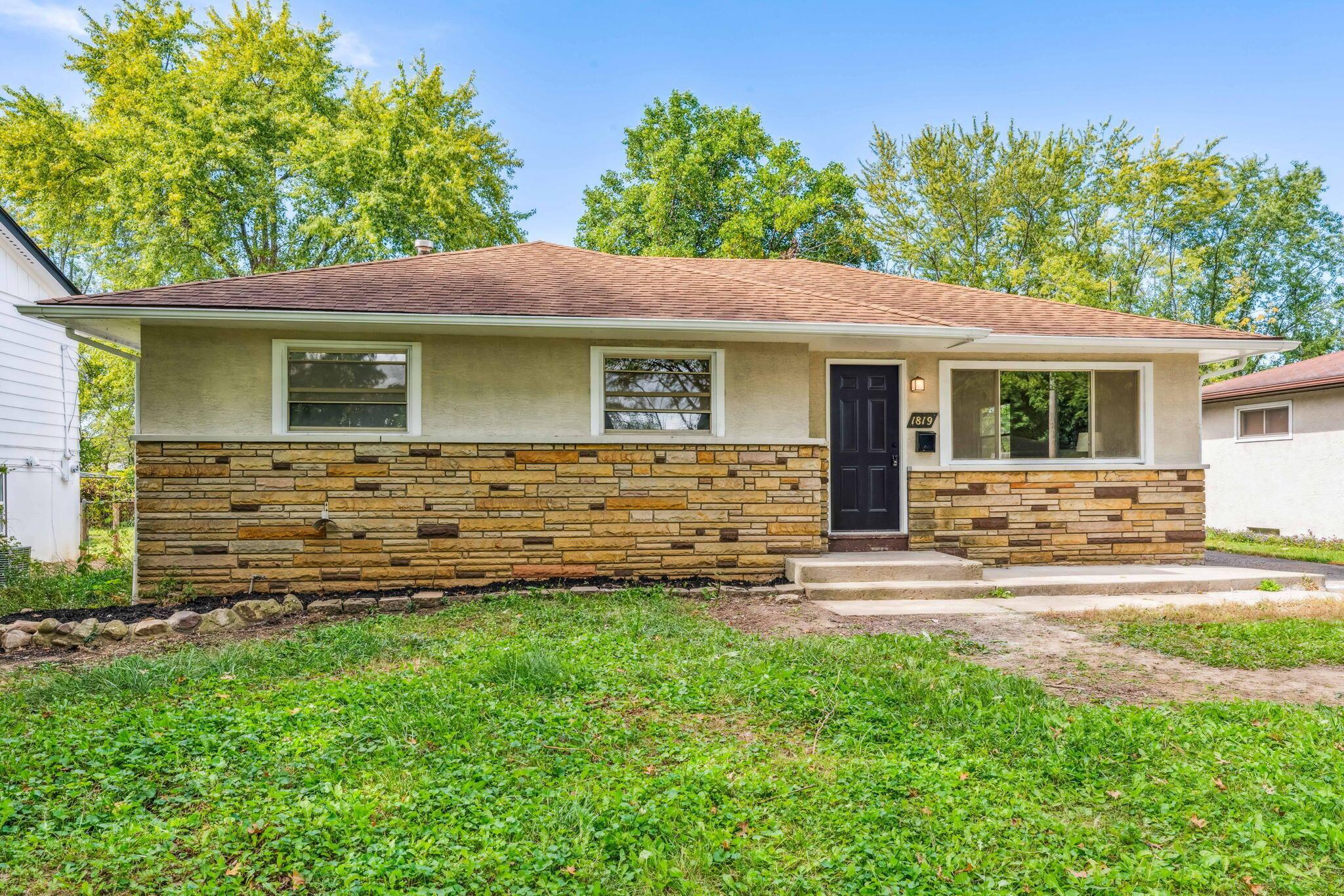 1819 Berkeley Road Columbus, OH 43207 - Photo 3 of 34 2-web-or-mls-1819-berkeley-rd