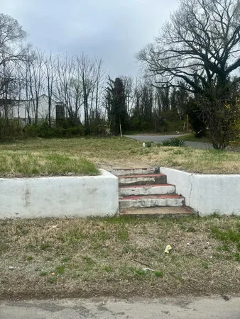 $20,500 | 601 Moorman Avenue Northwest, Roanoke, VA 24016