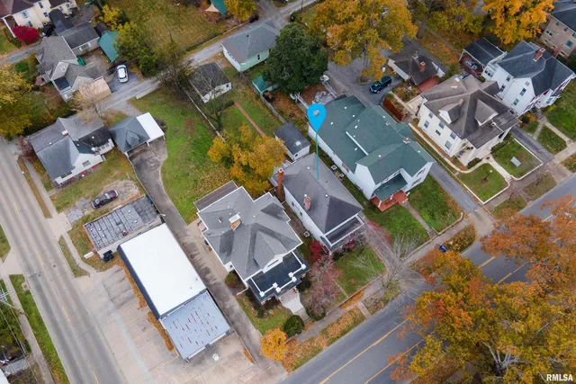 $210,000 | 311 West Poplar Street, Harrisburg, IL 62946