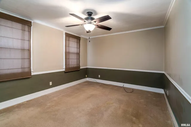 $210,000 | 311 West Poplar Street, Harrisburg, IL 62946