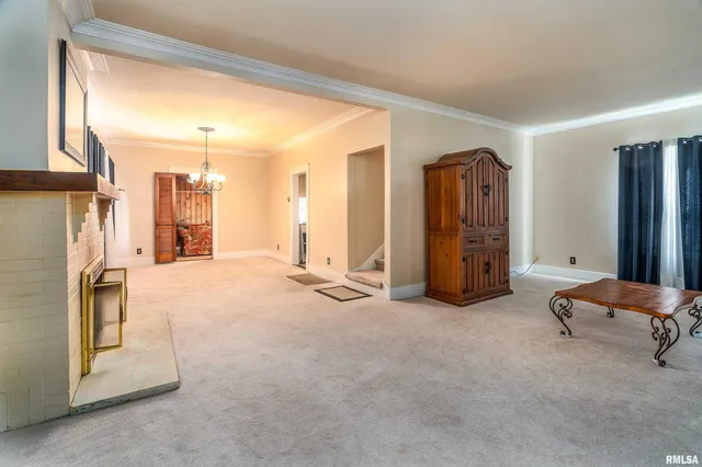 $210,000 | 311 West Poplar Street, Harrisburg, IL 62946