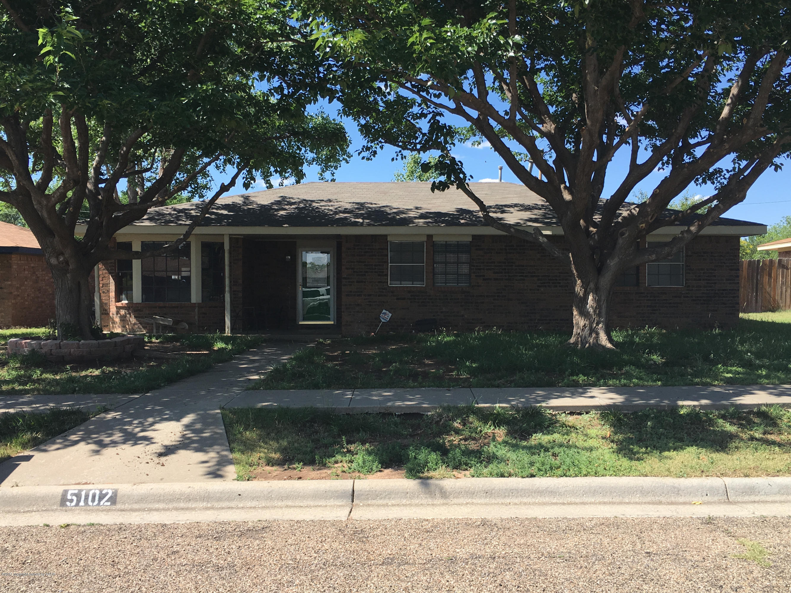 5102 Live Oak Drive Amarillo, TX 79110 - Photo 1 of 31 Front View - Live Oak