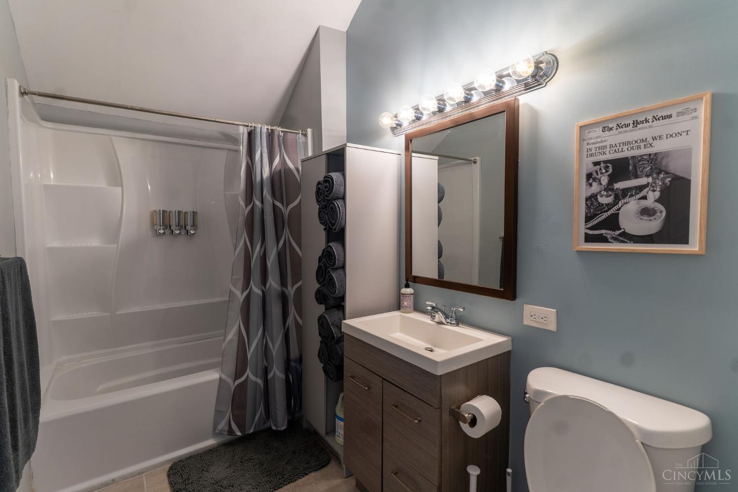 2268 Rice Street Cincinnati, OH 45219 - Photo 22 of 47