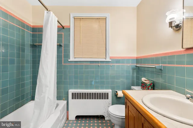 $4,600 | 421 Lafayette Street, Newtown, PA 18940