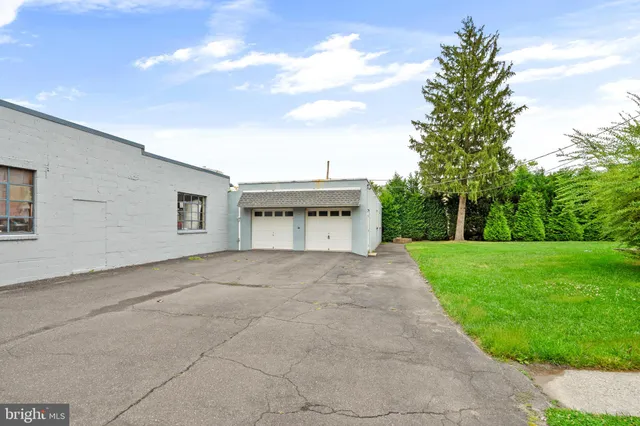 $4,600 | 421 Lafayette Street, Newtown, PA 18940