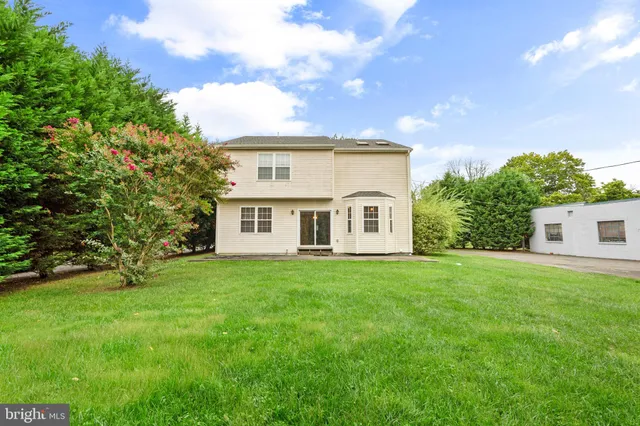 $4,600 | 421 Lafayette Street, Newtown, PA 18940