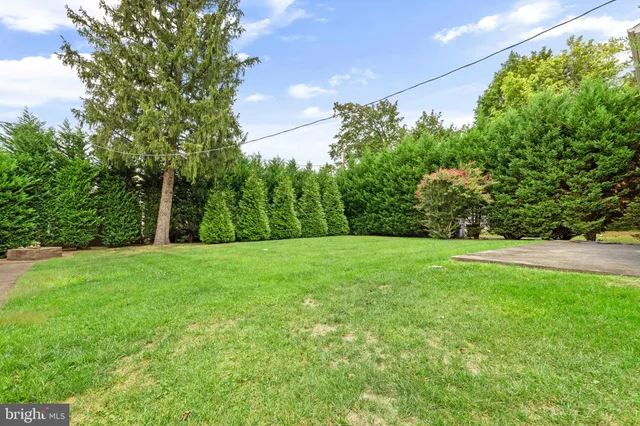 $4,600 | 421 Lafayette Street, Newtown, PA 18940