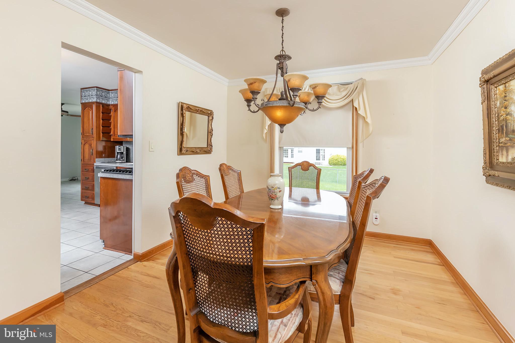 984 Karls Road Vineland, NJ 08361 - Photo 3 of 16 Dining Room
