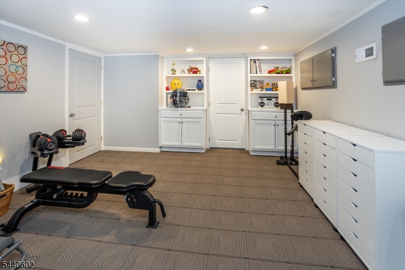 24 Brookfield Way Mendham, NJ 07945 - Photo 27 of 32