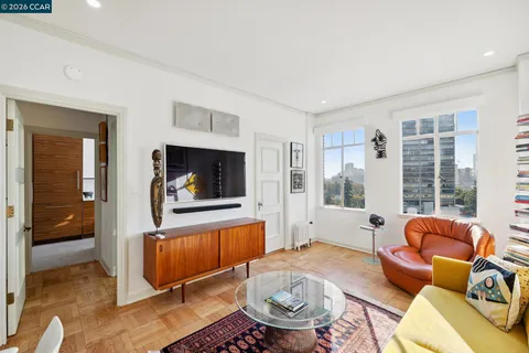 $1,298,000 | 492 Staten Avenue, Unit 1101, Oakland, CA 94610