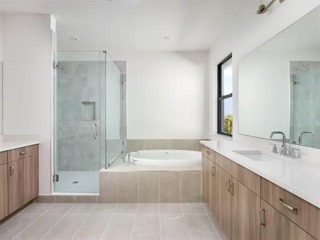 $7,000 | 12553 Solana Bay Circle, Palm Beach Gardens, FL 33412