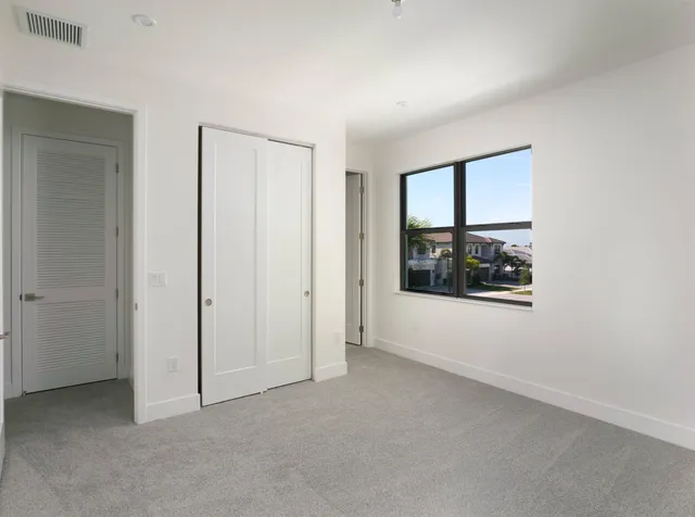 $7,000 | 12553 Solana Bay Circle, Palm Beach Gardens, FL 33412