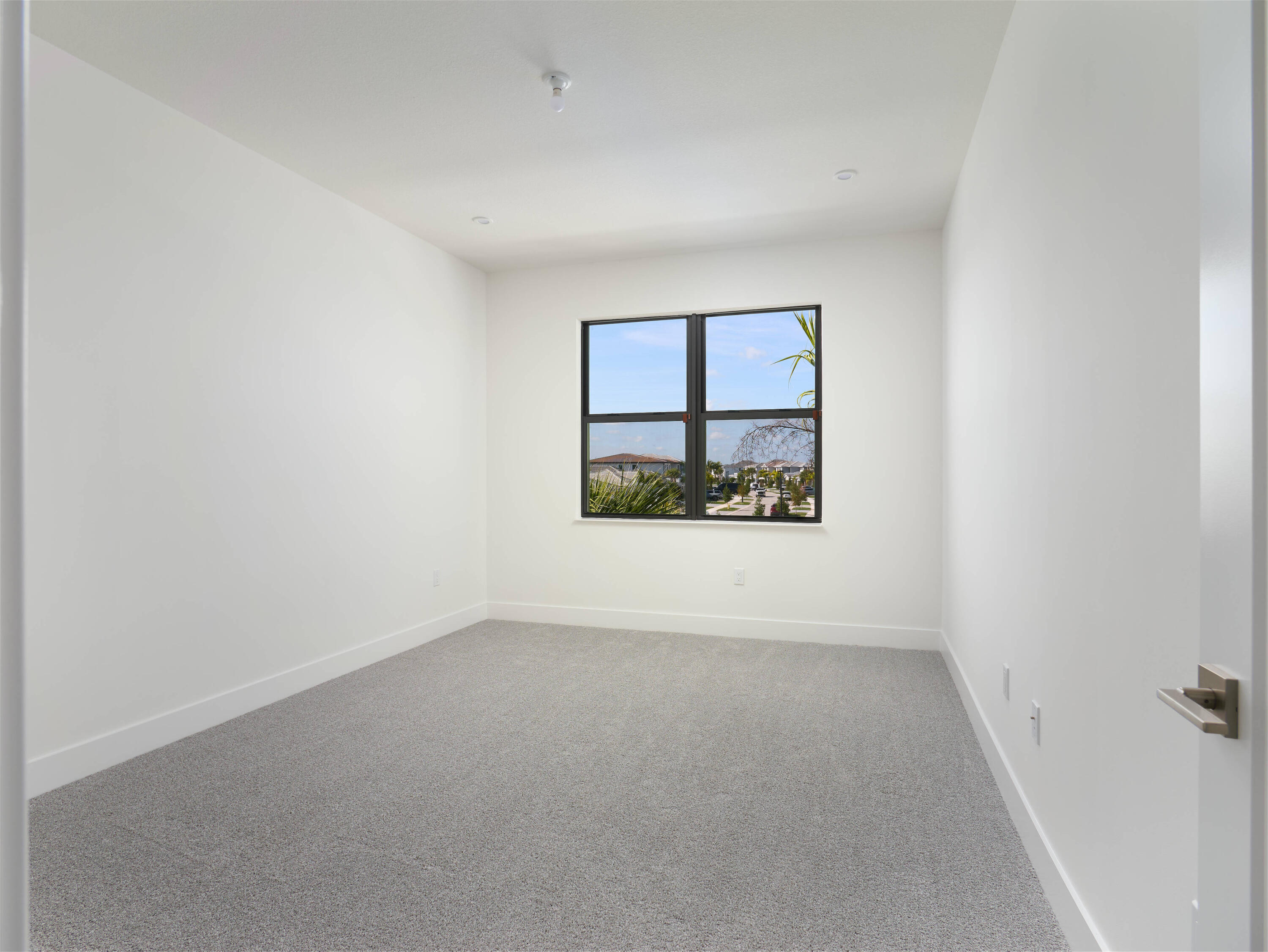 12553 Solana Bay Circle Palm Beach Gardens, FL 33412 - Photo 19 of 30 P1080095