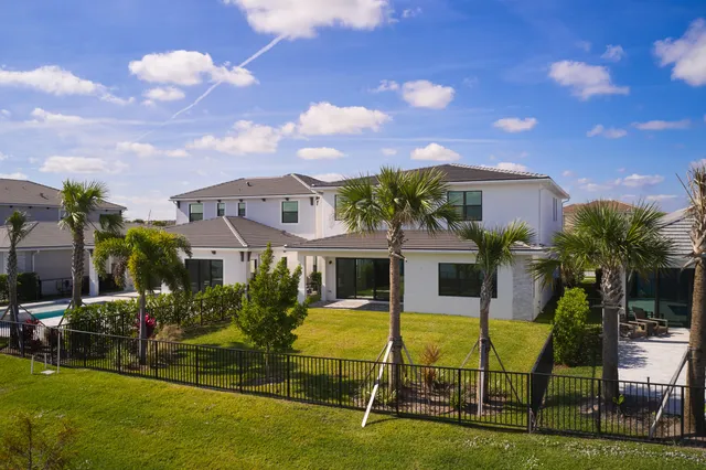 $7,000 | 12553 Solana Bay Circle, Palm Beach Gardens, FL 33412