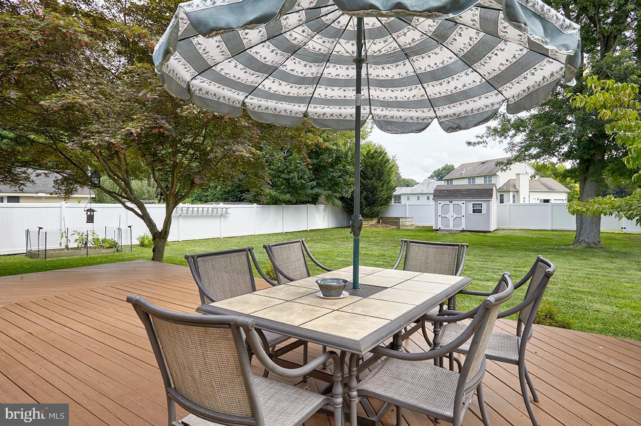 21 Georgetown Road Bordentown, NJ 08505 - Photo 11 of 38 Large Rear Deck from Dining Room