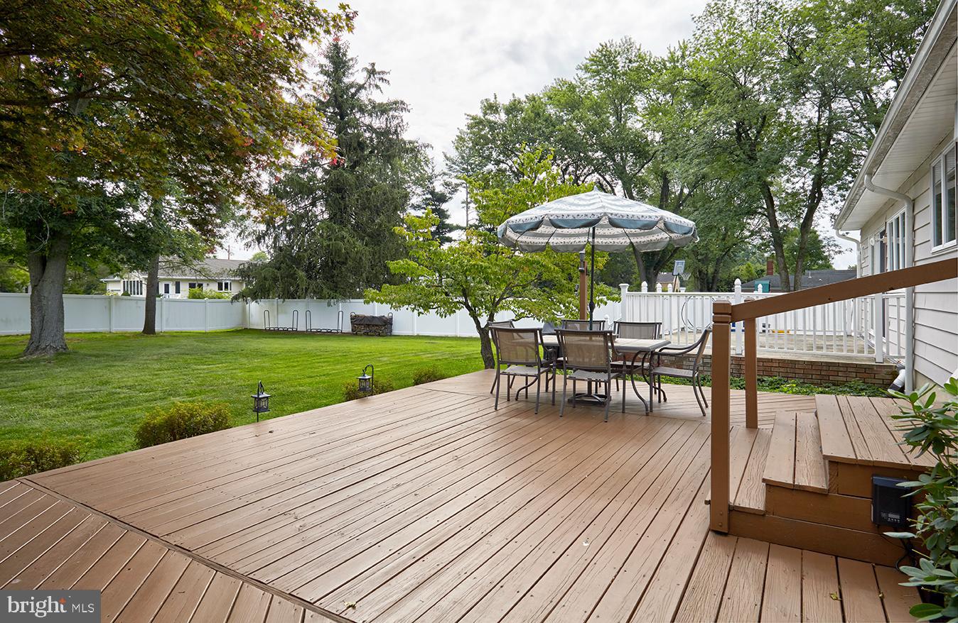 21 Georgetown Road Bordentown, NJ 08505 - Photo 12 of 38 Rear Deck From Dining Room