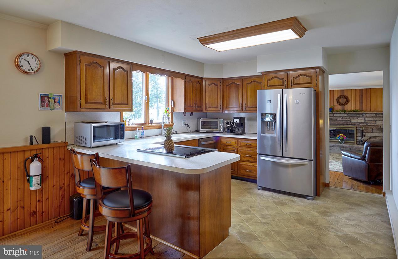 21 Georgetown Road Bordentown, NJ 08505 - Photo 10 of 38 Open Kitchen