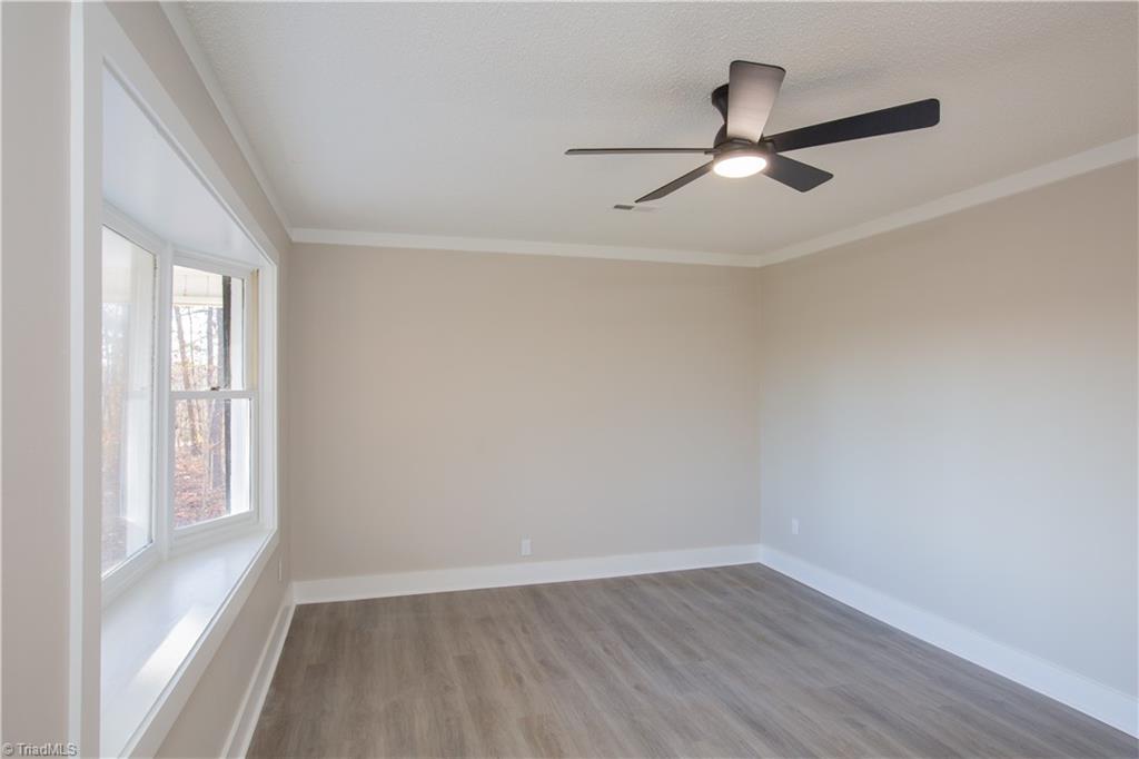 1499 Greene Oak Road Asheboro, NC 27205 - Photo 4 of 26