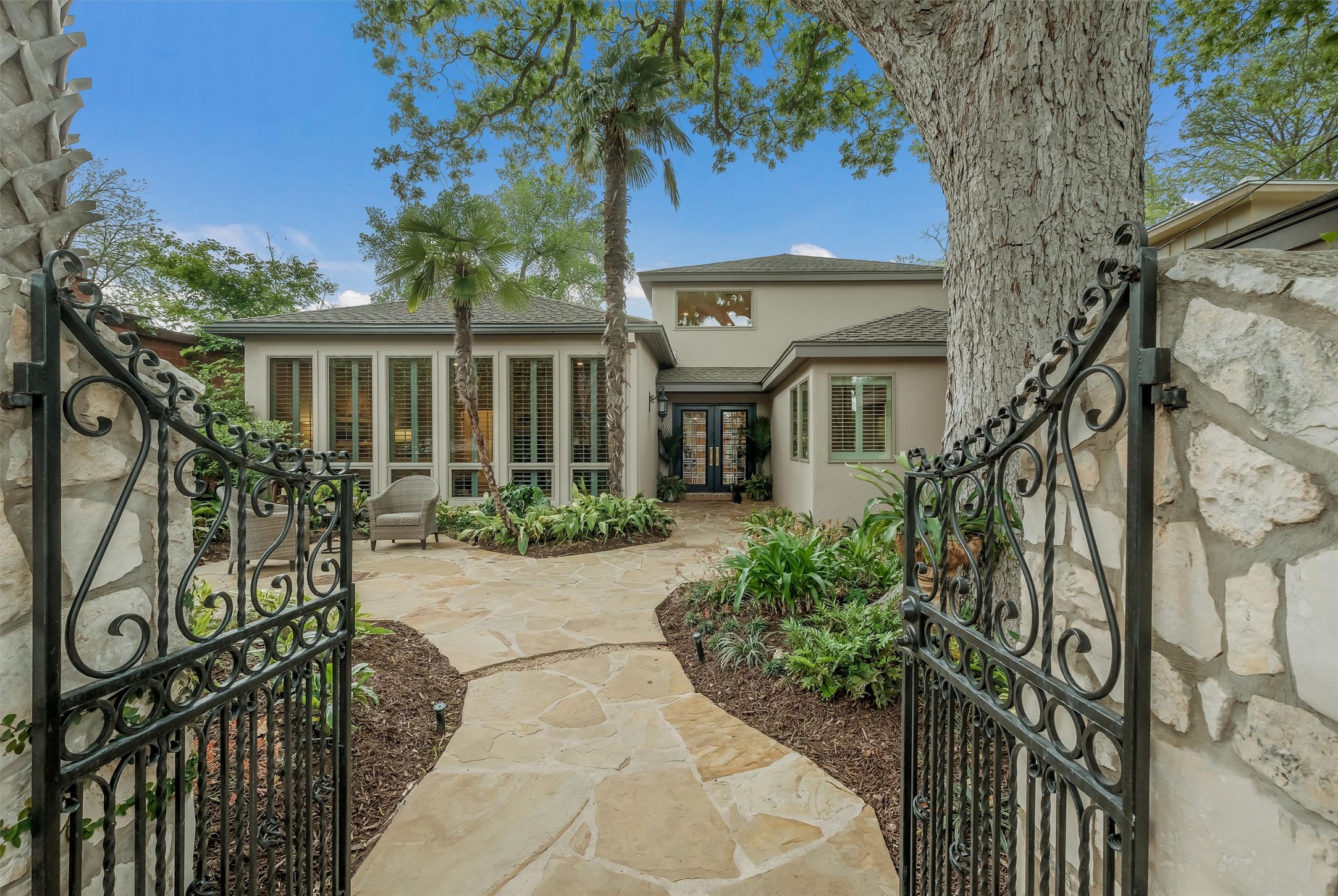 1807 Terminal Loop Road McQueeney, TX 78123 - Photo 28 of 32 Front of home.