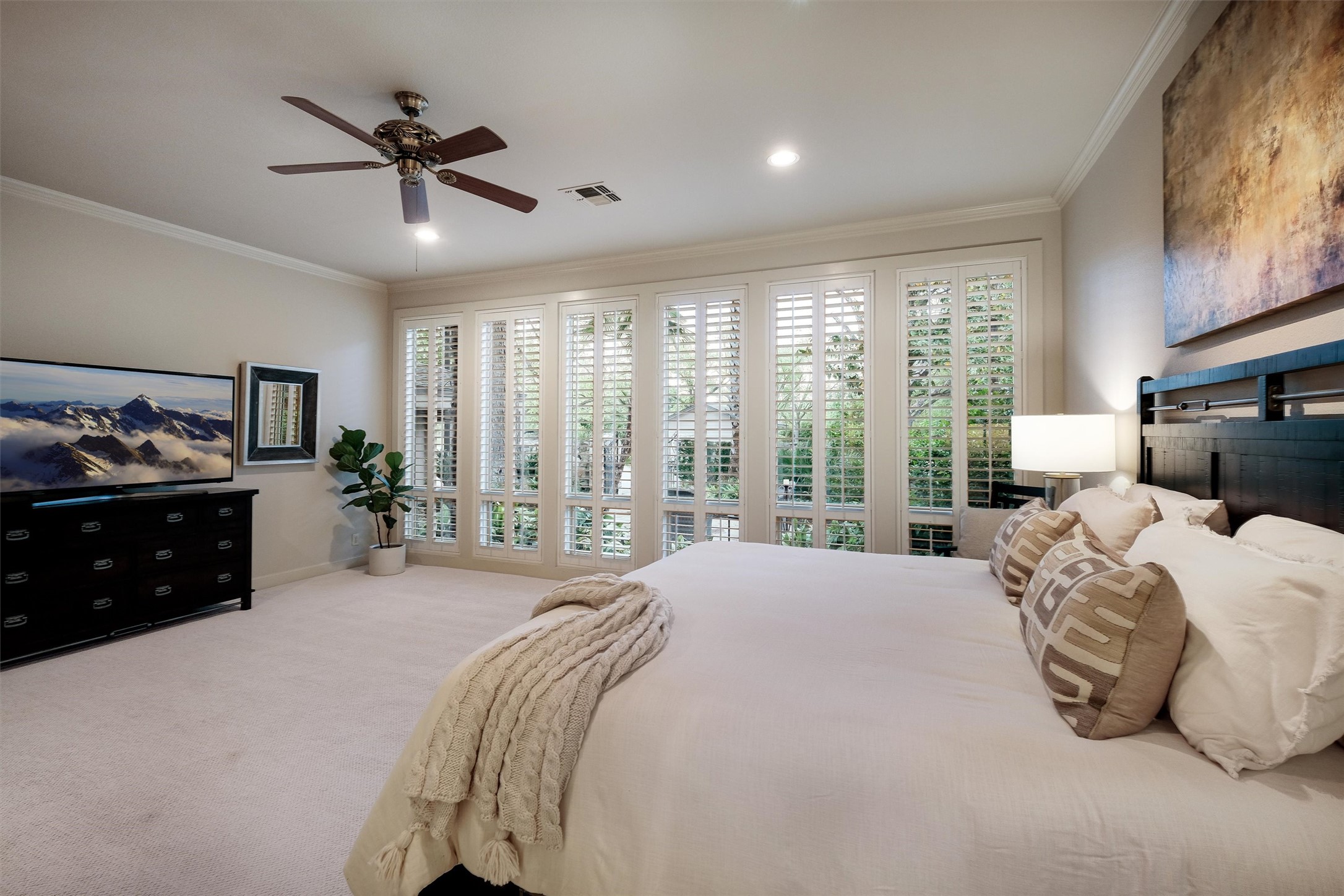 1807 Terminal Loop Road McQueeney, TX 78123 - Photo 3 of 32 Primary bedroom with floor to ceiling windows.