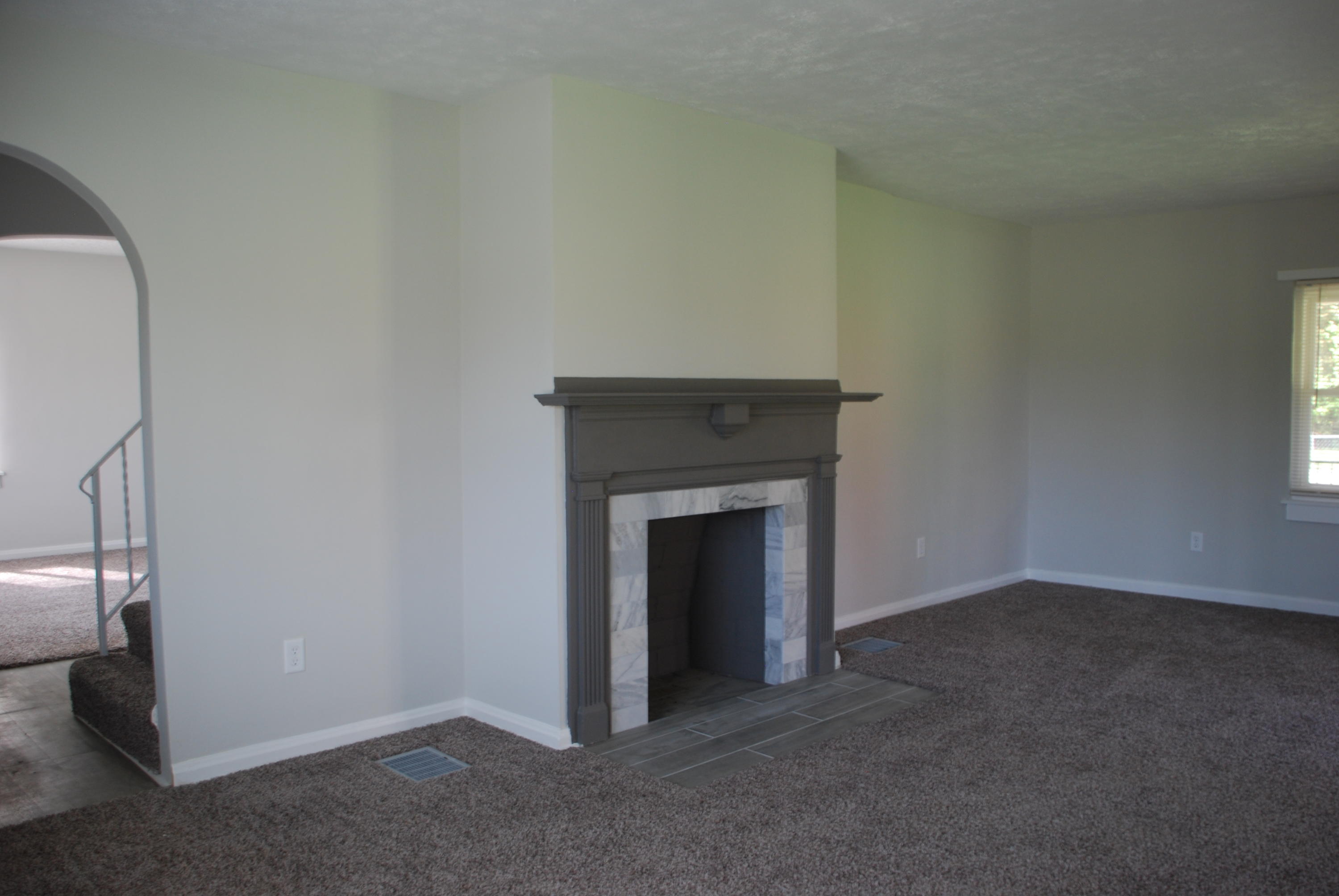 402 East 3rd Street Springfield, OH 45503 - Photo 9 of 33